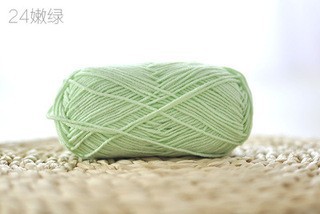 [Envío gratis] productos genuinos de cuatro hebras hilo de algodón de leche hilo de bebé muñeca hilo de algodón ganchillo lindo muñeca lana 4-Strand