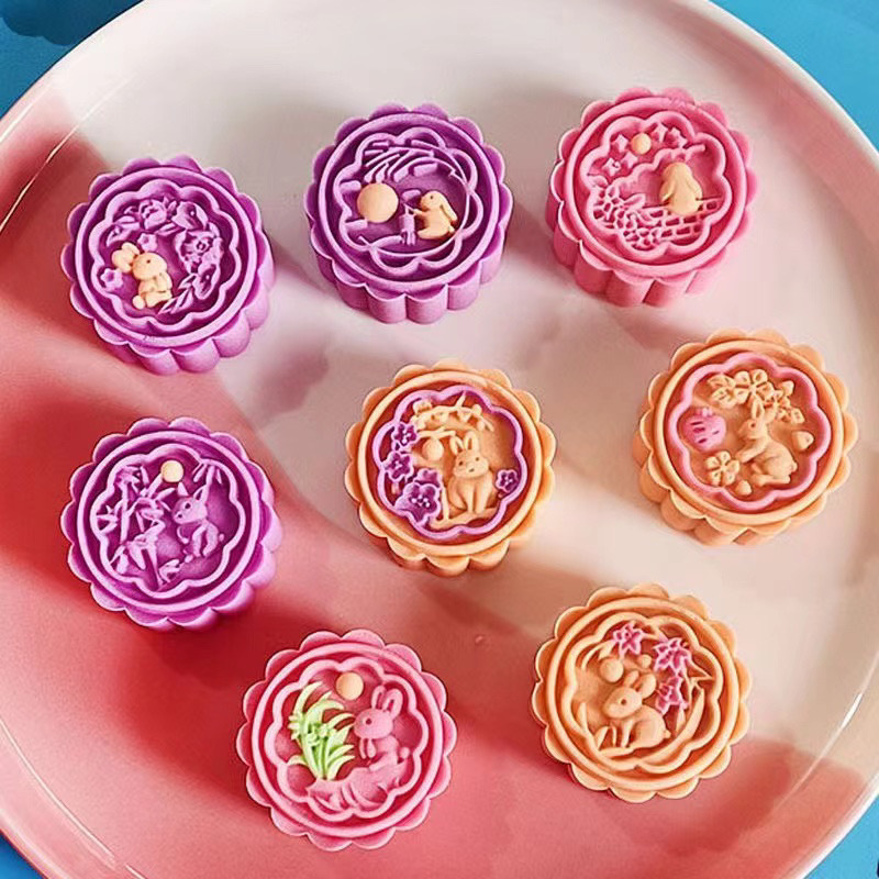 中秋の月餅の鋳型の家庭の手押し式の氷の皮のカボチャの餅の緑豆の菓子の大きさの漫画の補助食の焙煎の道具|undefined