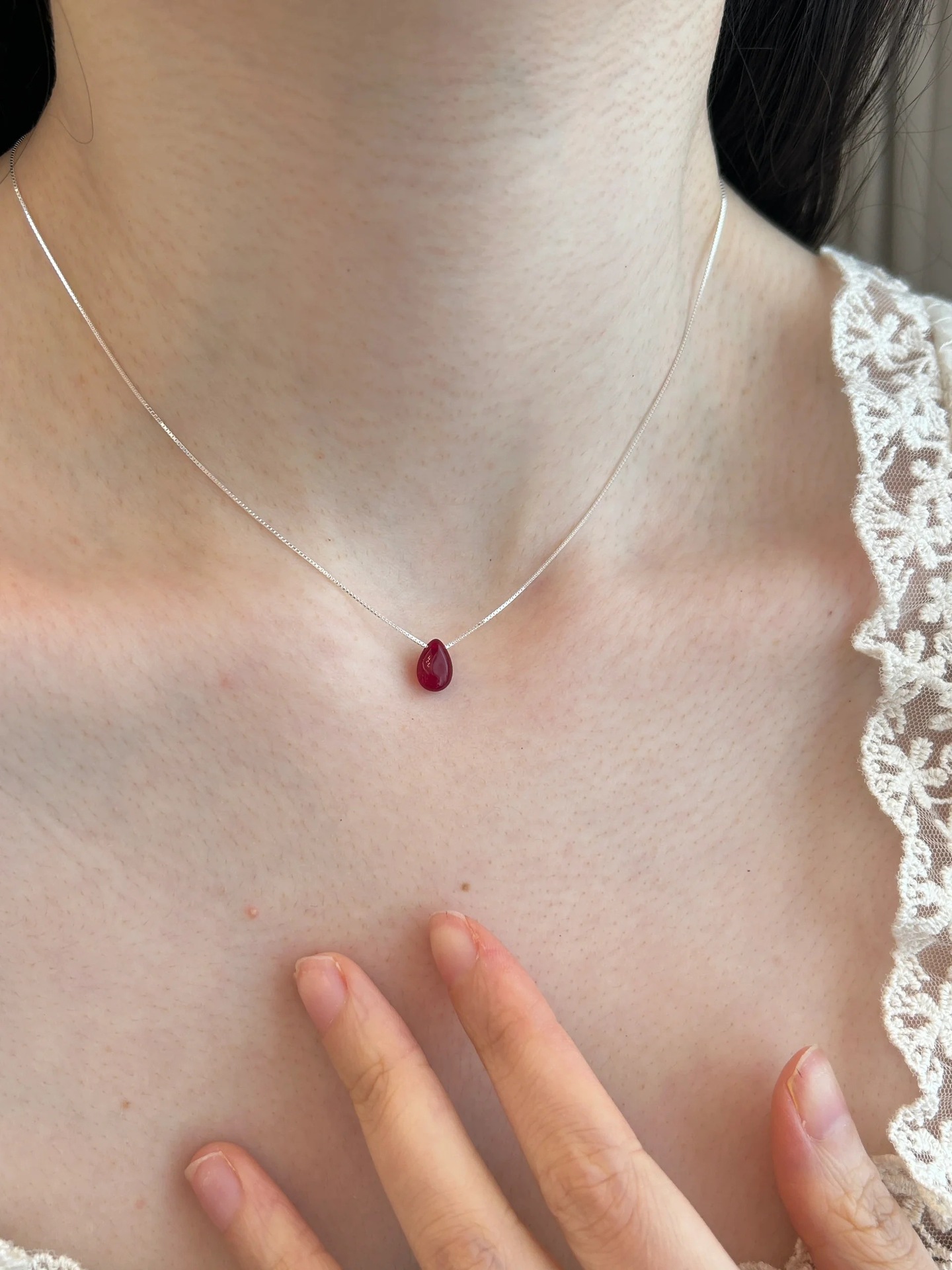 925 sterling silver Chain Material 925 Sterling Silver Chalcedony Geometric Water Droplets Pendant Necklace