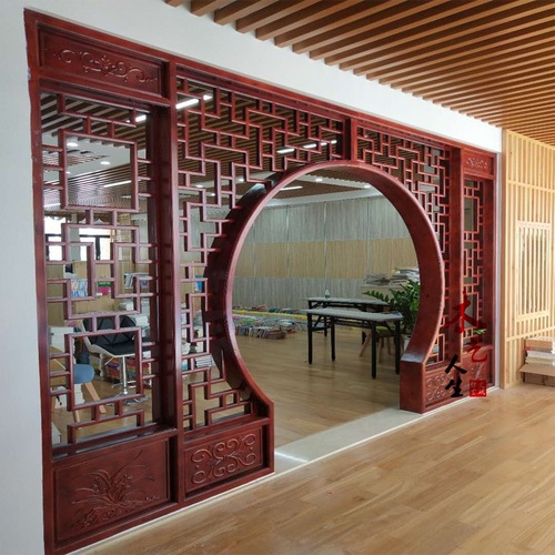 Grate wood solid wood moon door new Chinese style living room partition moon door antique screen arch arch shelf manufacturer
