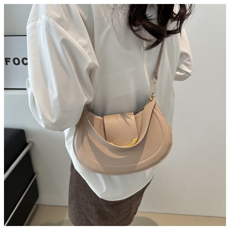 Estilo occidental de moda todo fósforo fresco redondo alta textura este año popular bolsa de color sólido diseño de nicho bolso bandolera