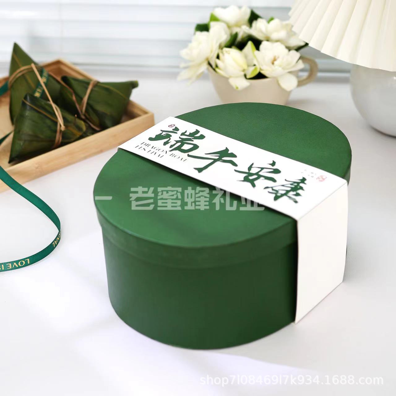 Овальный зеленый темный узор XL Праздник лодок-драконов (белый фон, ширина 7 см); другие аксессуары не включены