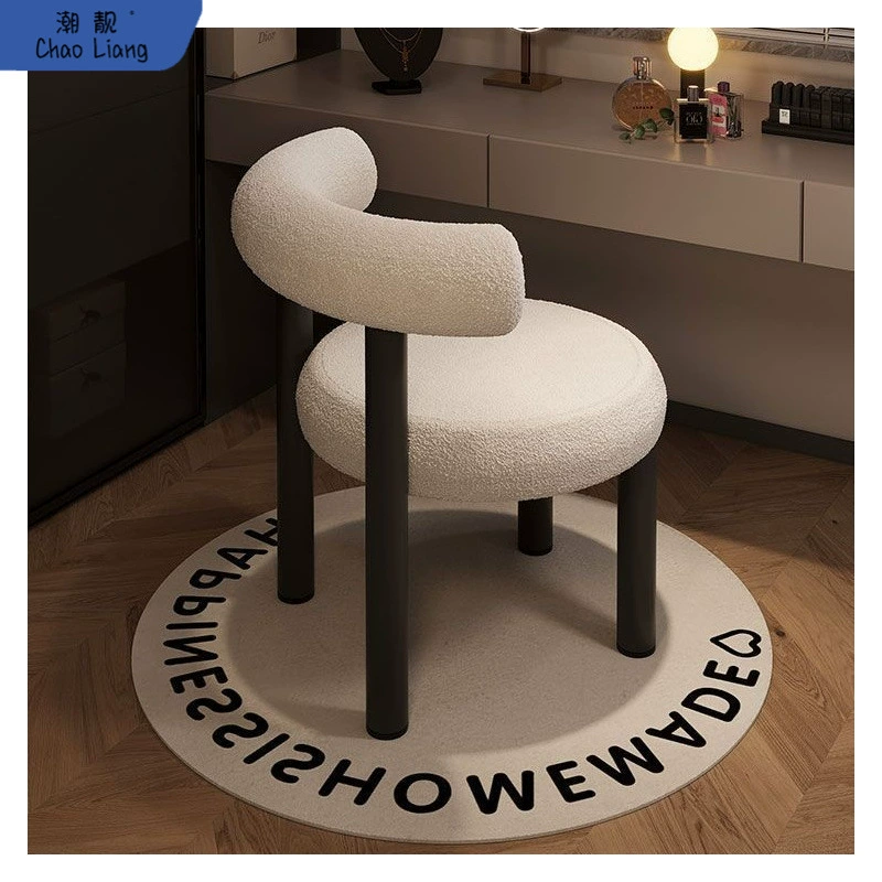 Комод для макияжа стул спальня стул для девочек высокого уровня чувство дизайнер ягненка пух жирный крем ветер стул металлический