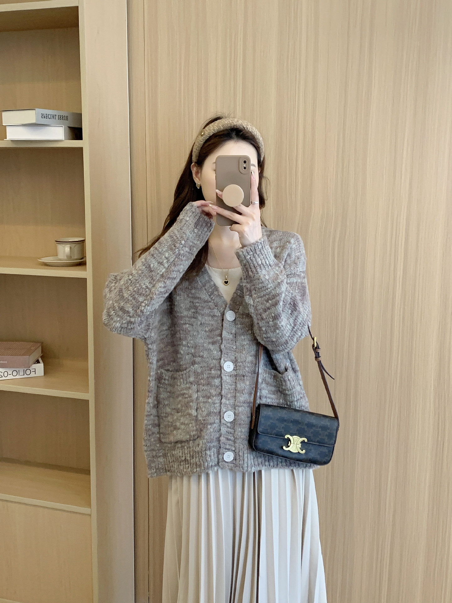24 invierno Puyuan nuevo estilo relajado perezoso viento de cuello en V de bolsillo de color sólido chaqueta de punto