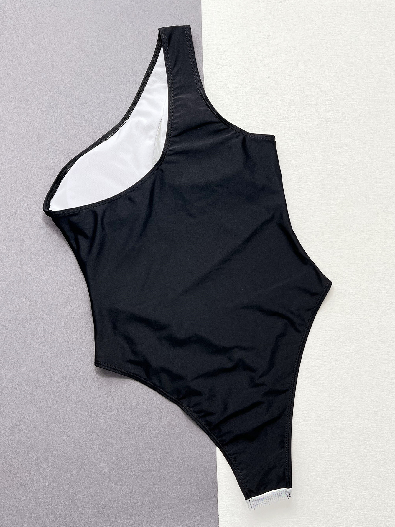 Femmes De Base Style Moderne Couleur Unie 1 Pièce Une Seule Pièce Maillots De Bain display picture 11