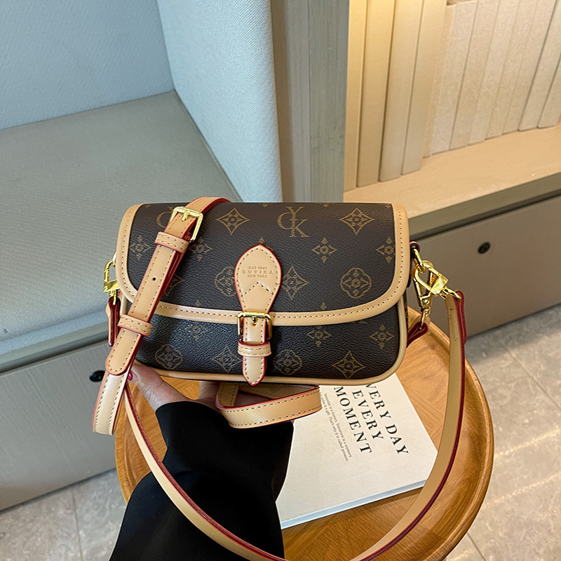 Cross-Border High-End Women's Small Handbag 2026 New Style Elegant Fashion Monogram Small Square Bag Versatile Shoulder Crossbody Bag