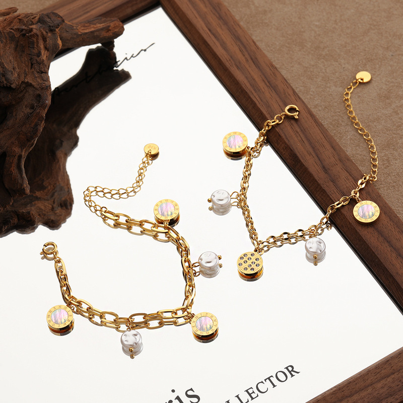 Korean-Style Ins-Inspired Light Luxury Roman Disc Pearl Cuban Chain Titanium Steel Bracelet for Women, Vacuum Electroplated with a High-End Feel