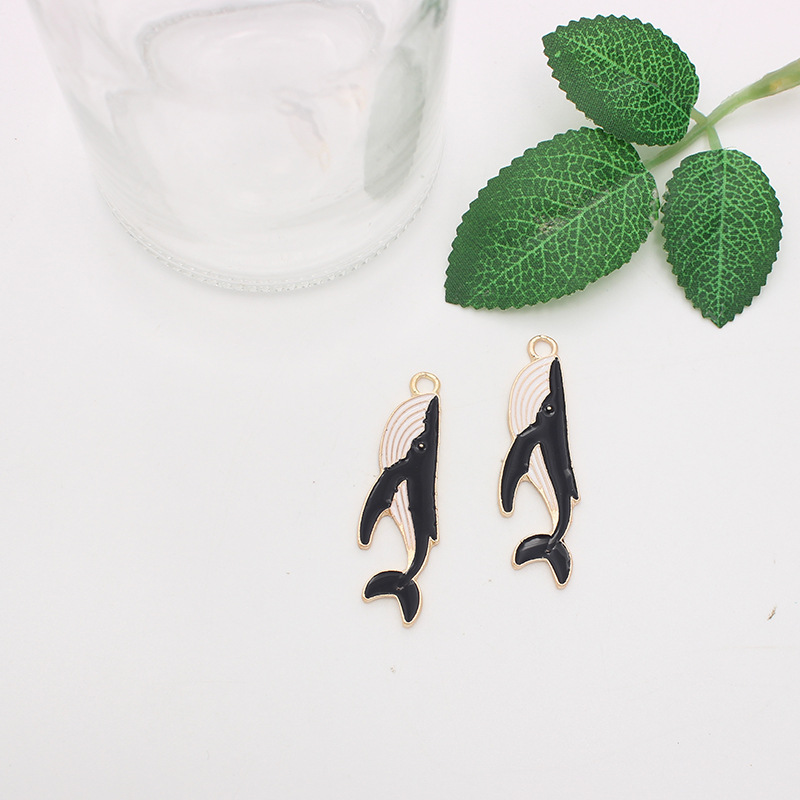 10 PCS/Package Quantity 10 PCS/Package Alloy Color Block Pendant