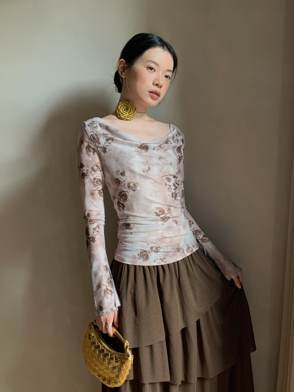 诠释美 NEWOPEN 25秋法式复古设计感荡领修身碎花长袖上衣女F6392|undefined