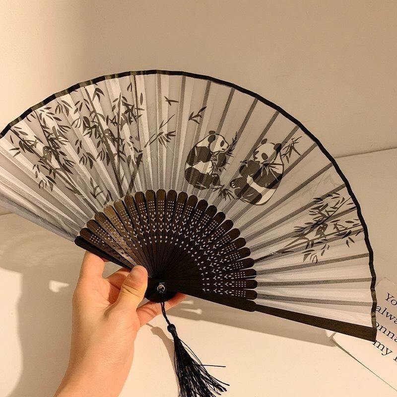 新しい中国式の折り畳み扇子の古風な夏の漢服の女性のチャイナドレスのダンスの扇子は携帯して写真を撮ります。|undefined