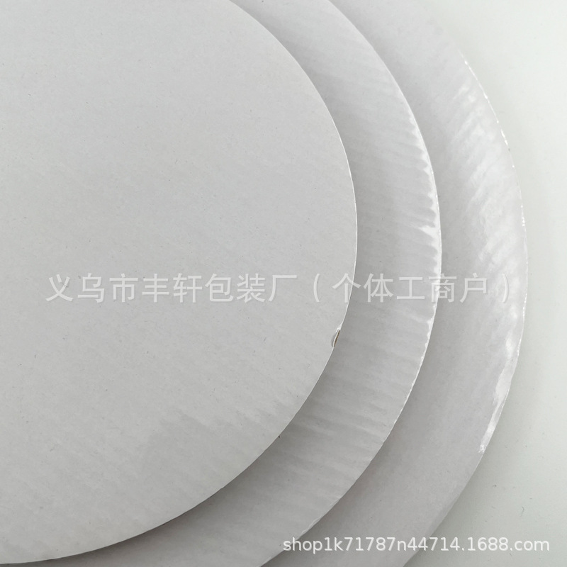 Placa de pastel blanco de 18 pulgadas 8MM de espesor corrugado contra el marco de pastel base de pastel redondo base de pastel especial transfronterizo