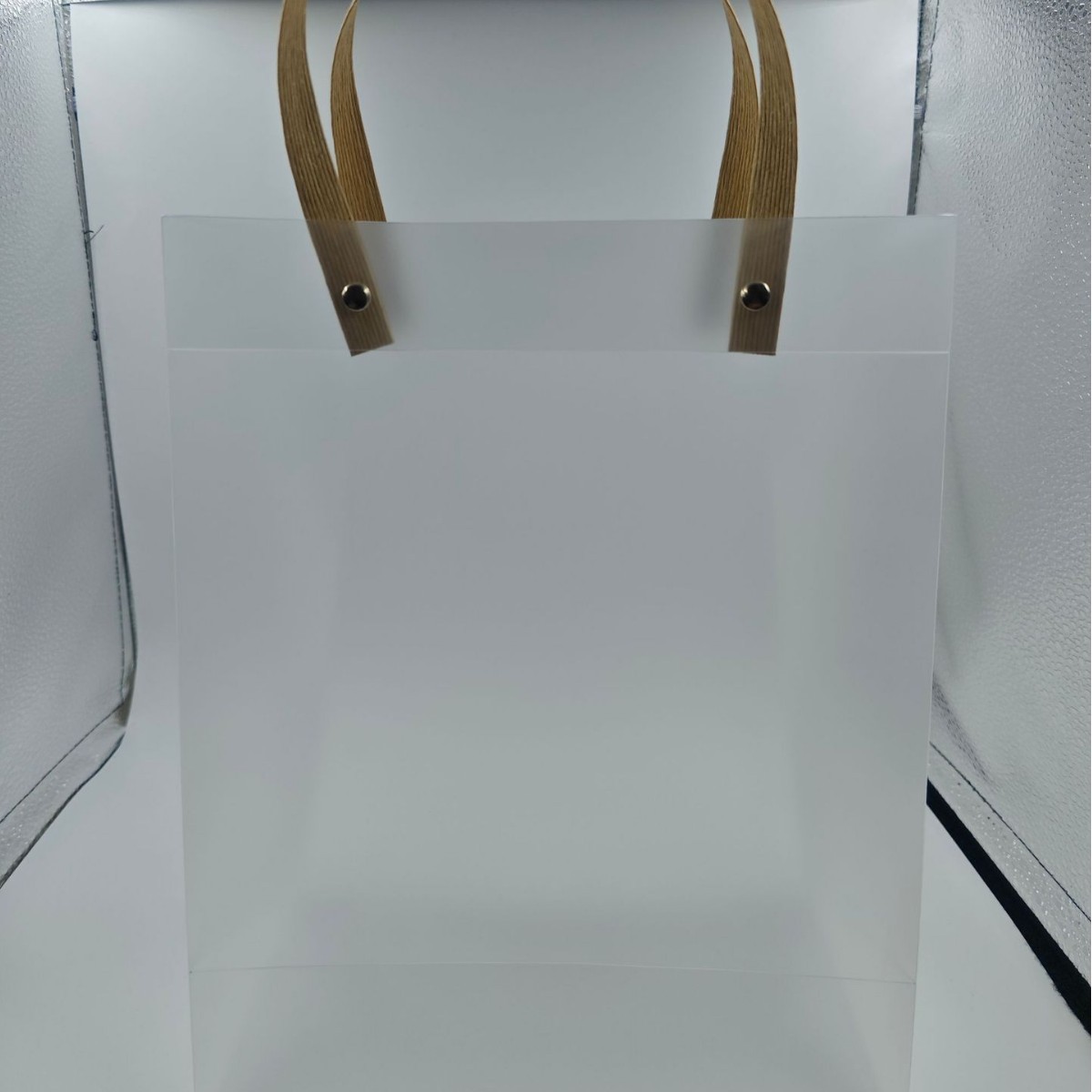 Spot Pppvc Handbag Manufacturer Direct Sales Wine Bag Gift Bag Gift Bag Frosted Transparent Plastic Handbag