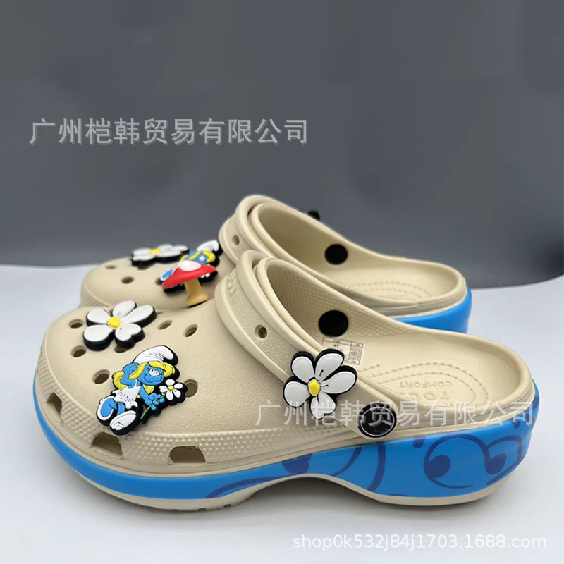 Cross Cloud Transfer / Smurfs / Winnie the Pooh Hole Shoes Mujeres Tacones Mejores Zapatos de playa al aire libre