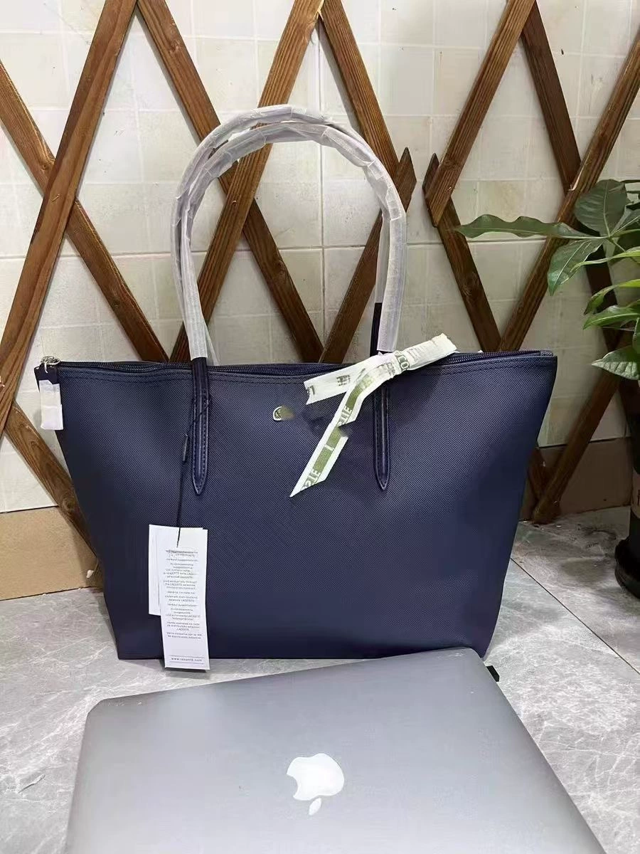 Емкий сумка-тоут Lacoste, большая сумка с несколькими цветовыми вариантами, лёгкая 0,4 кг