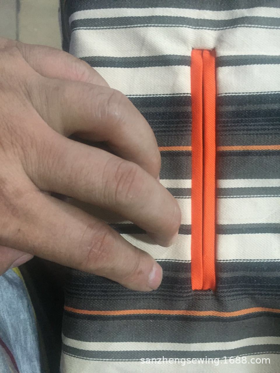 Usado JUKI 195 máquina de abertura de bolsa de computadora máquina de abertura de bolsa de ropa máquina de abertura de bolsa de máquina pesada máquina de abertura de bolsa de equipo de trajes