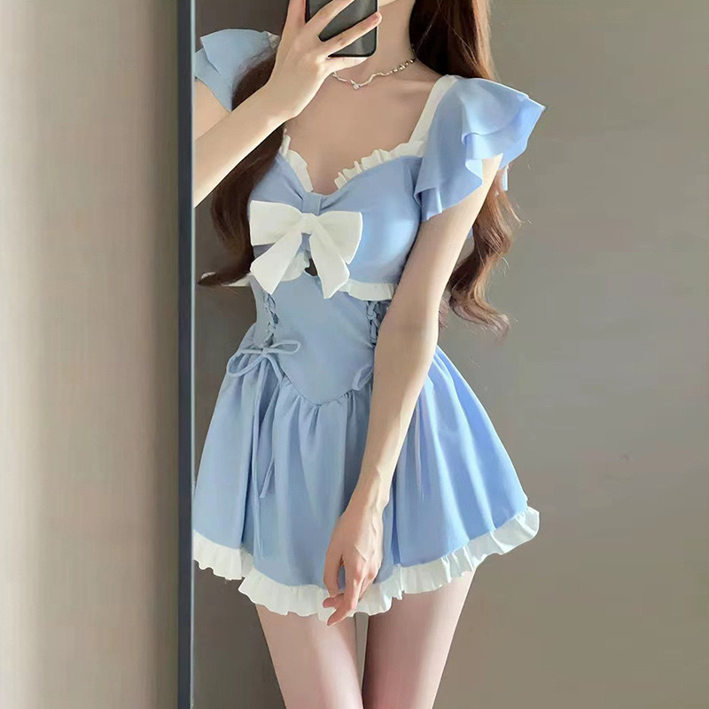 Traje de baño de una pieza para mujer de alta gama verano nuevo estilo lindo y dulce vestido de princesa estilo conservador que cubre la carne vacaciones al por mayor