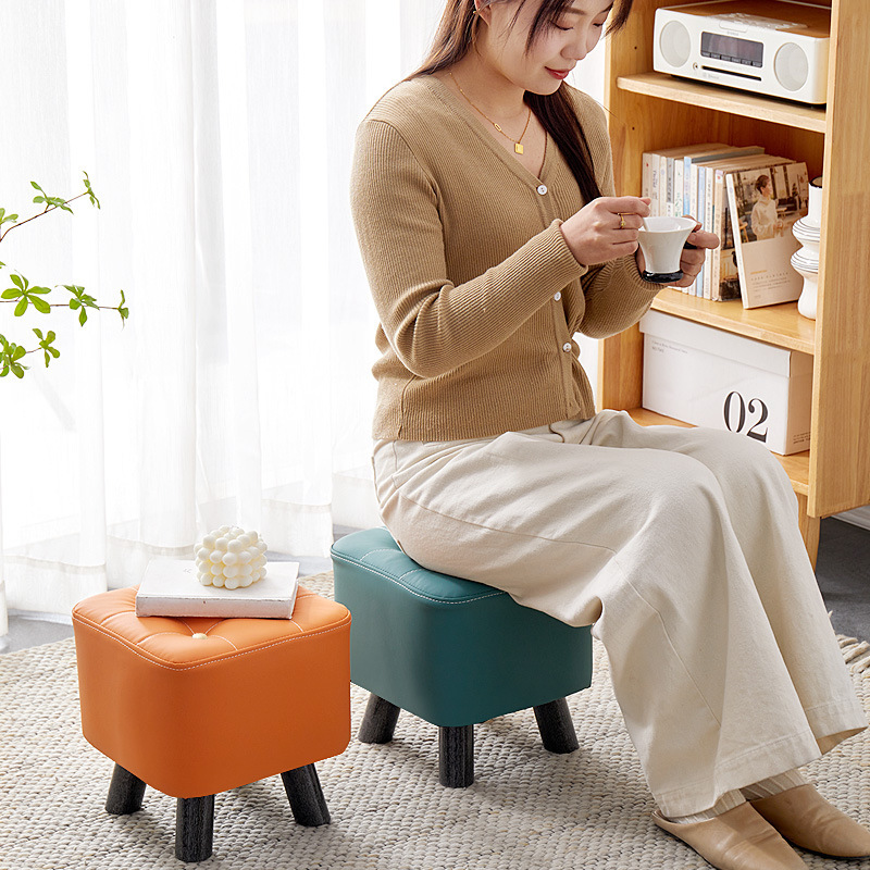 小さい腰掛けの家庭用の客間のお茶の腰掛けの実木のソファーの腰掛けは入り口に足を踏み入れて靴の低い腰掛けを換えます。|undefined