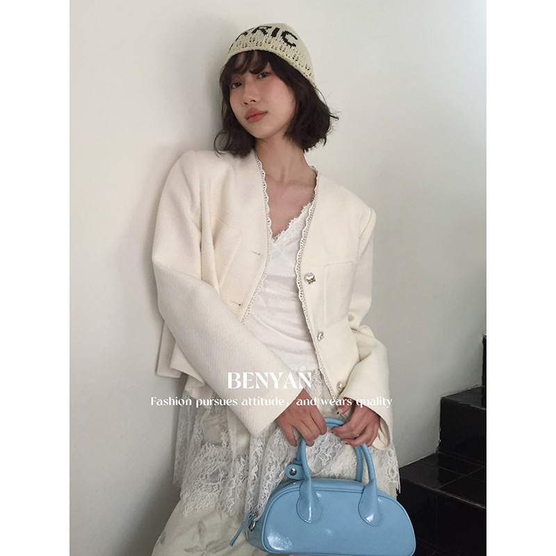 【BENYAN's original words】Thirteen-line small fragrance style v-neck…