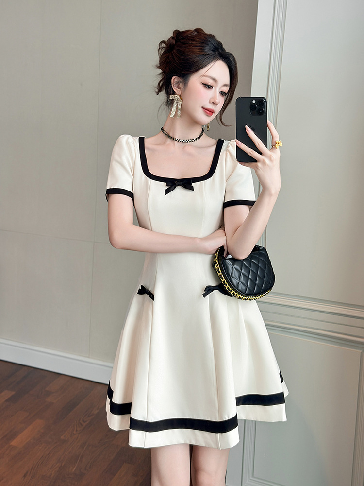 Váy thắt nơ cổ vuông thanh lịch dáng chữ A thắt eo — mơ