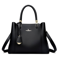 �r��Ůʿ��2025�¿�����Ů�����r�аٴ�����μ�б���һ�����l