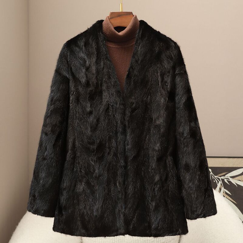 Manufacturer's Ready-Made Winter New Style Mink Genuine Fur Coat 2025 Women's V Neck Classy Mink Fur Outwear