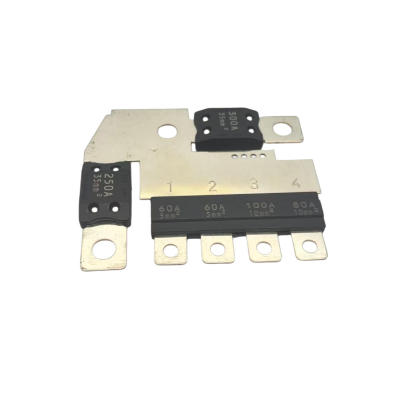 84499606 21870447 Positive battery fuse suitable for Buick Regal, Chevrolet Cruze, Malibu