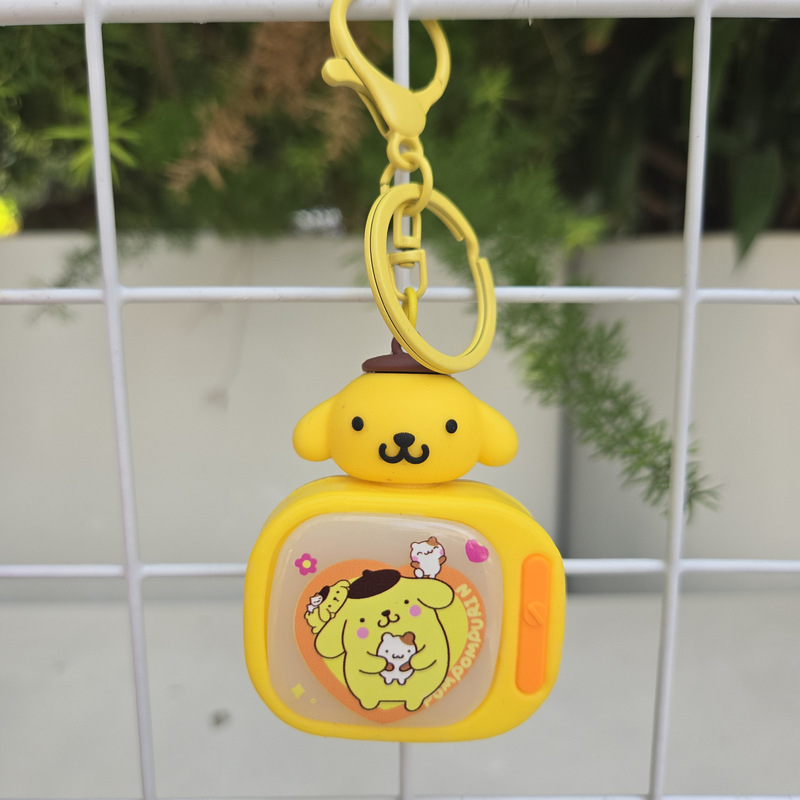 クリエイティブサンリオミニライトテレビのキーホルダー装飾小夜灯カップルバッグ自動車のキーチェーンストラップ|undefined