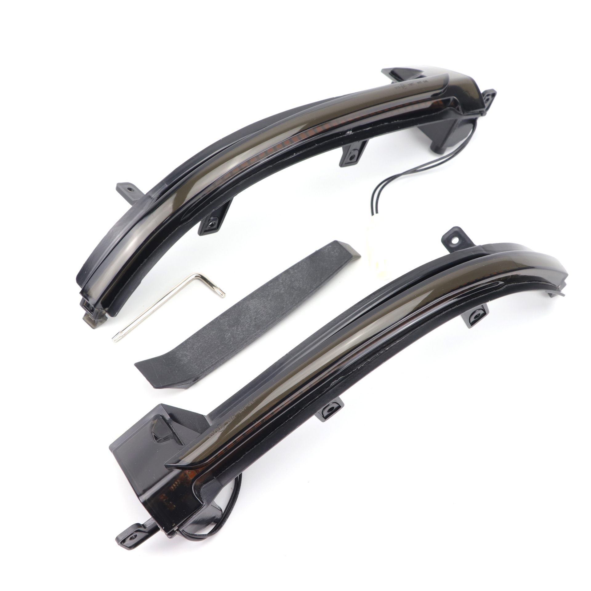 Volkswagen LED Dynamic Turn Signal Light for Volkswagen Touareg II MK2 7P 2010-2018 (Dönmə işıqları)
