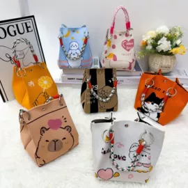 女士手拿包;零钱包;纸巾盒