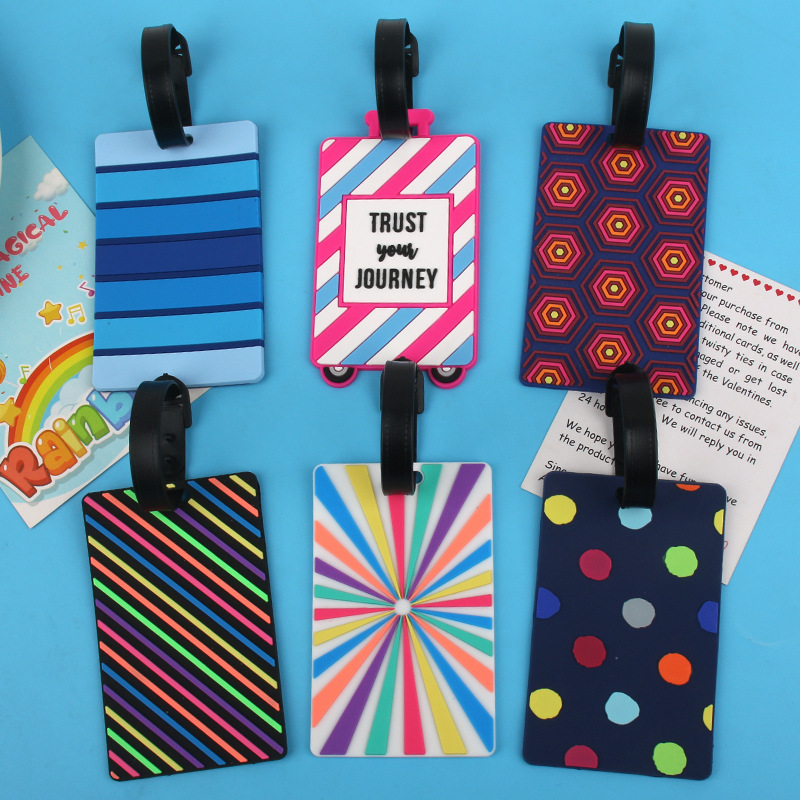 厂家直发炫彩字母PVC行李牌DIY登机牌旅行箱托运牌套卡套挂件批发
