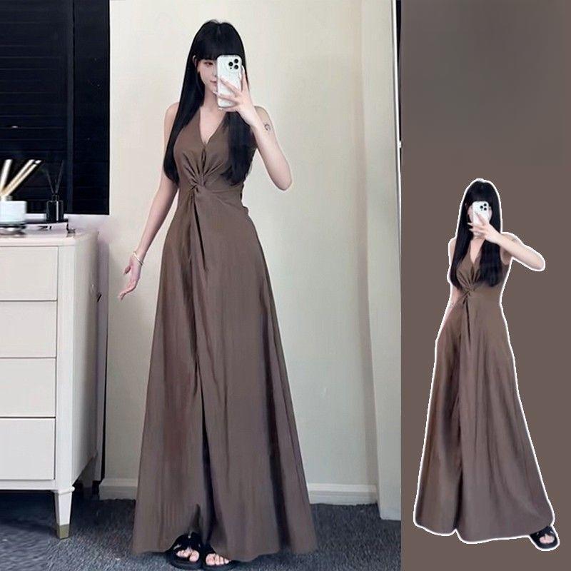 Light Luxury and High-End Black Halter Neck Dress for Women, Summer 2026 New Style, V-Neck, Super Long Dress That Reaches the Ankles