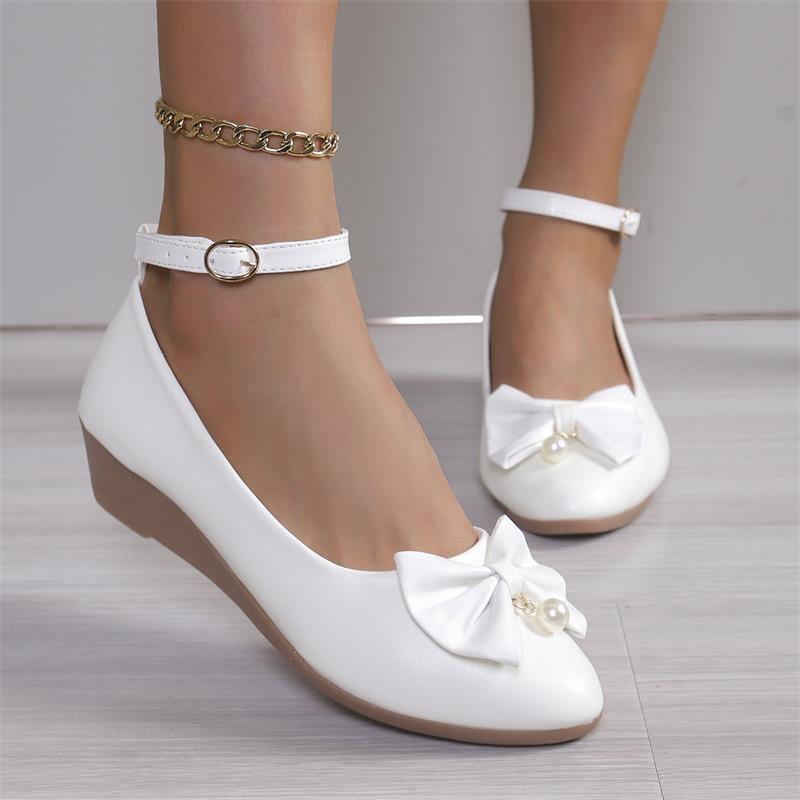 跨境大码扣带单鞋女2025春季蝴蝶结坡跟浅口豆豆鞋女浅口坡跟女鞋