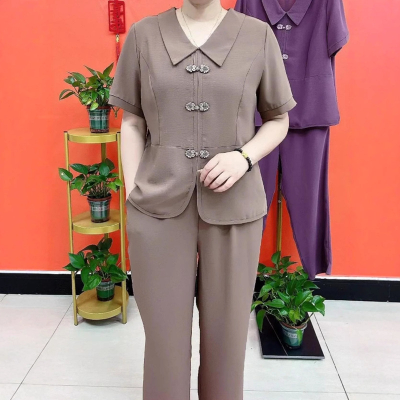 Summer New Style Mom Outfit, Elegant Set with Chinese-Style Buttoned Square-Neck Top and Loose Wide-Leg Pants, Comfortable Two-Piece Set