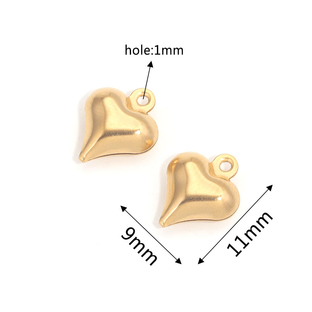 Acero inoxidable hueco melocotón corazón amor corazón colgante pulsera collar DIY pequeño colgante DIY accesorios de la joyería al por mayor