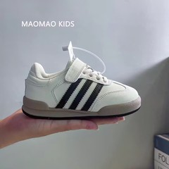 米の黒色の徳訓の靴の男の子の2025の新型の春秋の運動靴の子供の靴の靴の板の靴の女の子のカジュアルシューズ