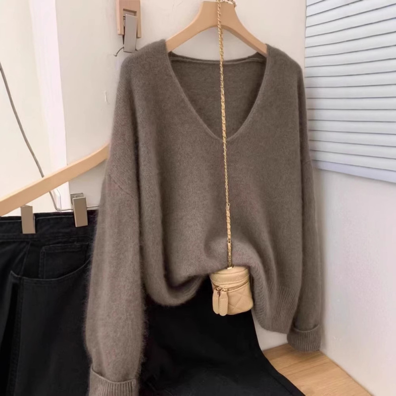 100 Pure Wool Knitwear Women's V Neck Knitwear Slimming Look Design Classic Pure Color Lazy Pullover Base 100 Pure Wool Knitwear Women's V Neck Knitwear Slimming Look Design Classic Pure Color Lazy Pullover Base