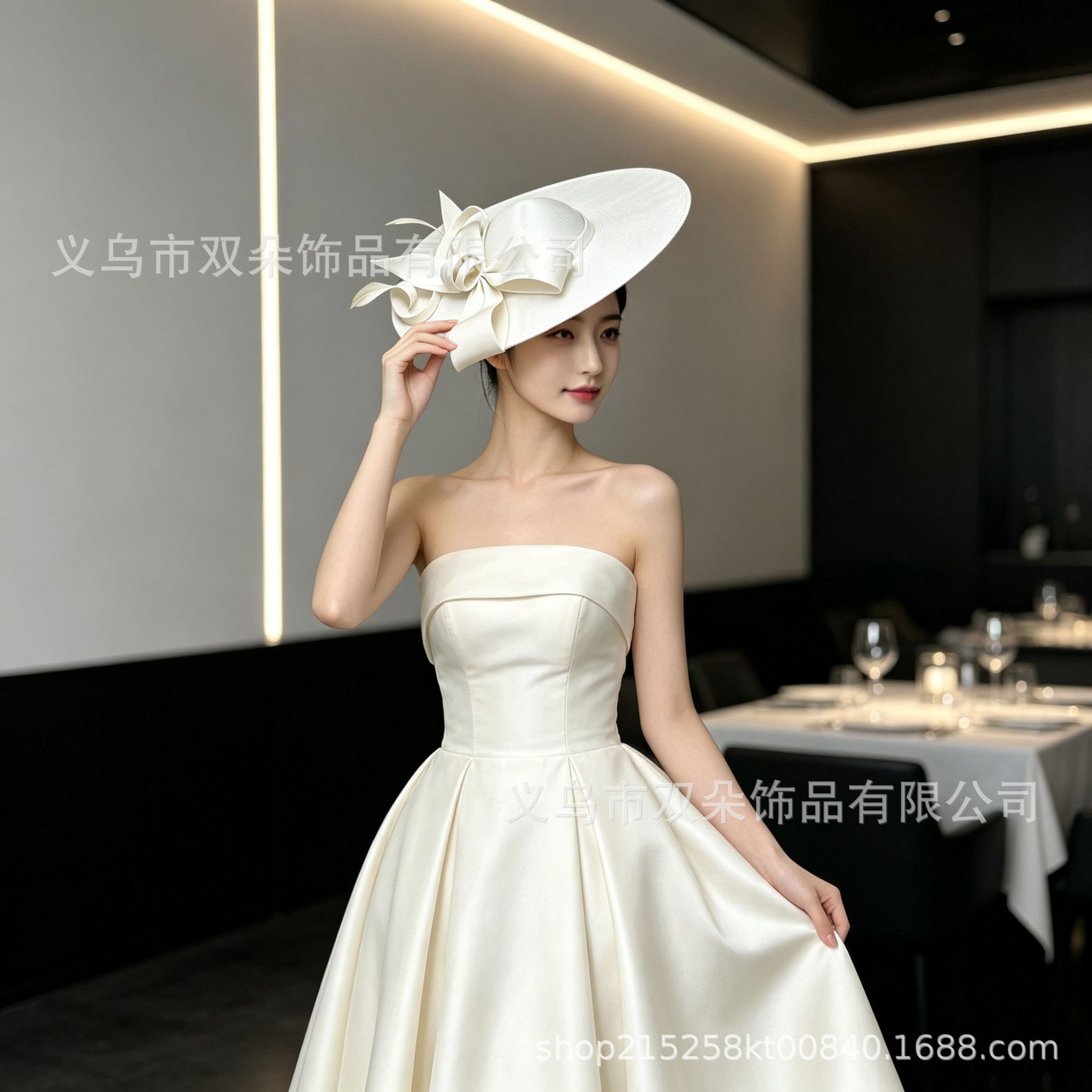 Amazon's Popular Imitation Linen Feather Headpiece, European and American Style Accessories, Horse Racing Festival Hat, Bridal Head Flower, Flat Hat Base