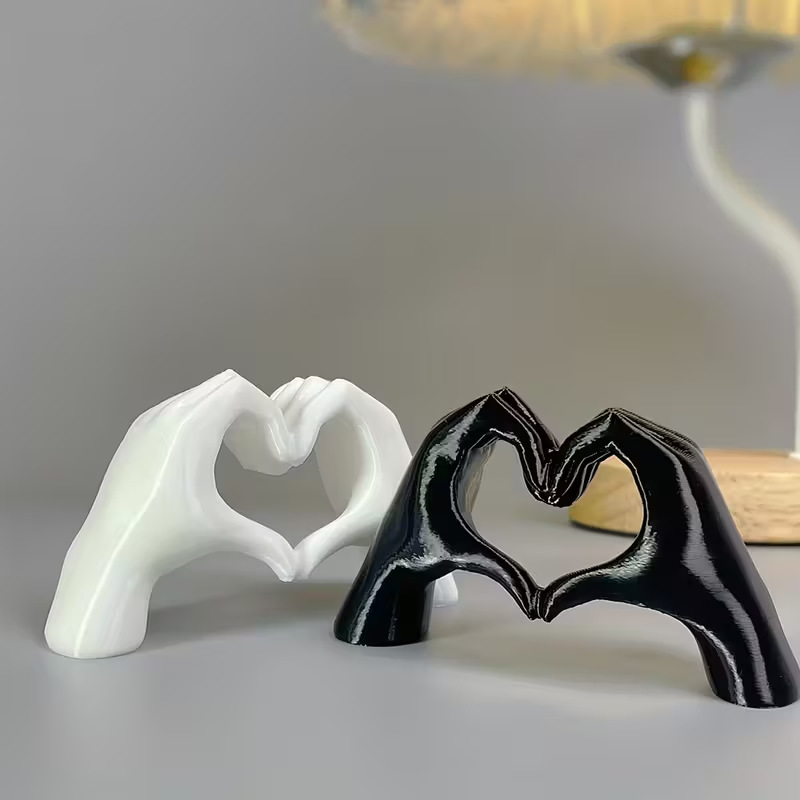 Cross-Border Popular Items: Heart-Shaped Items That Represent Love, Desktop Ornaments, Birthday Gift Ornaments, Valentine's Day Gifts, Heart-Shaped