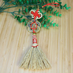 Small broom next to baby's bedside pillow, baby's portable sorghum seedling broom to pray for the Five Emperors' money, gourd broom pendant