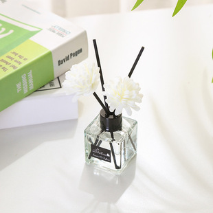 Small square bottle aromatherapy home indoor long-lasting air freshener bedroom perfume room incense bathroom aromatherapy
