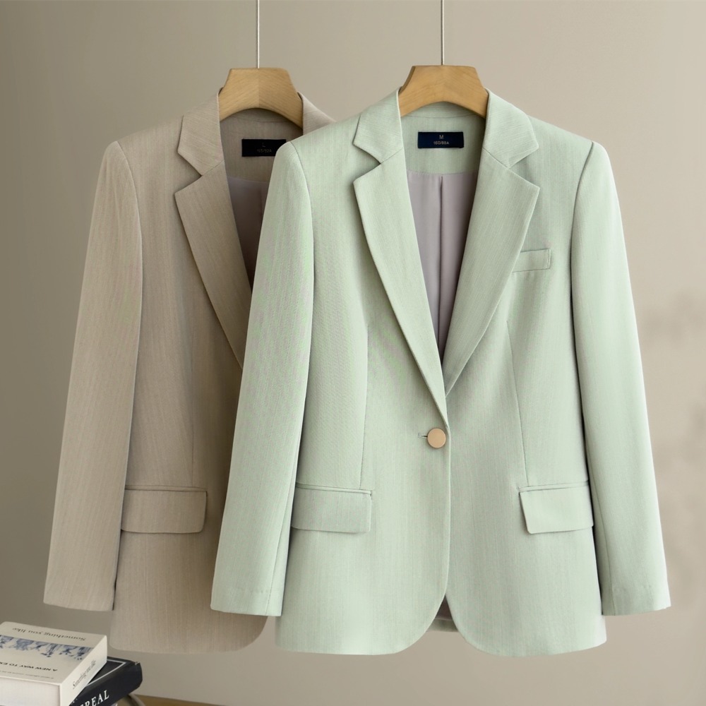 Women's khaki suit jacket with a single buckle, new spring style, plus size, fashionable and elegant, wholesale women's clothing.
