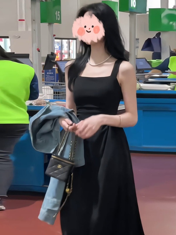 黑色吊带连衣裙子女春秋2025新款大码胖mm显瘦法式茶歇收腰长裙潮|undefined