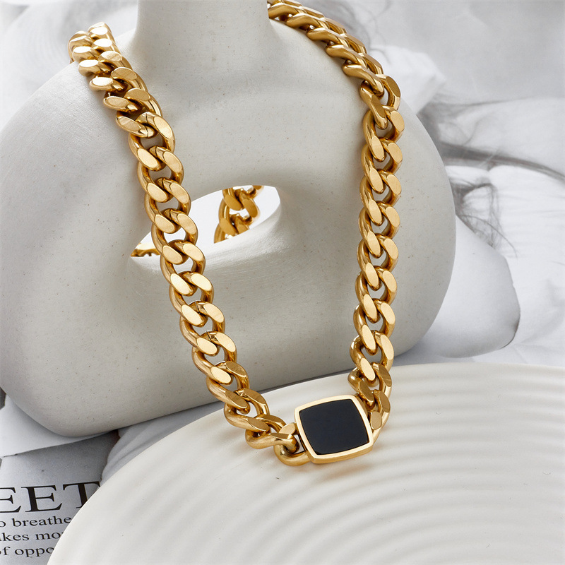 New style Simple Square Stainless Steel Oil Dripping Clavicle Chain