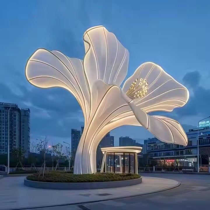 цветочная скульптура из нержавеющей стали