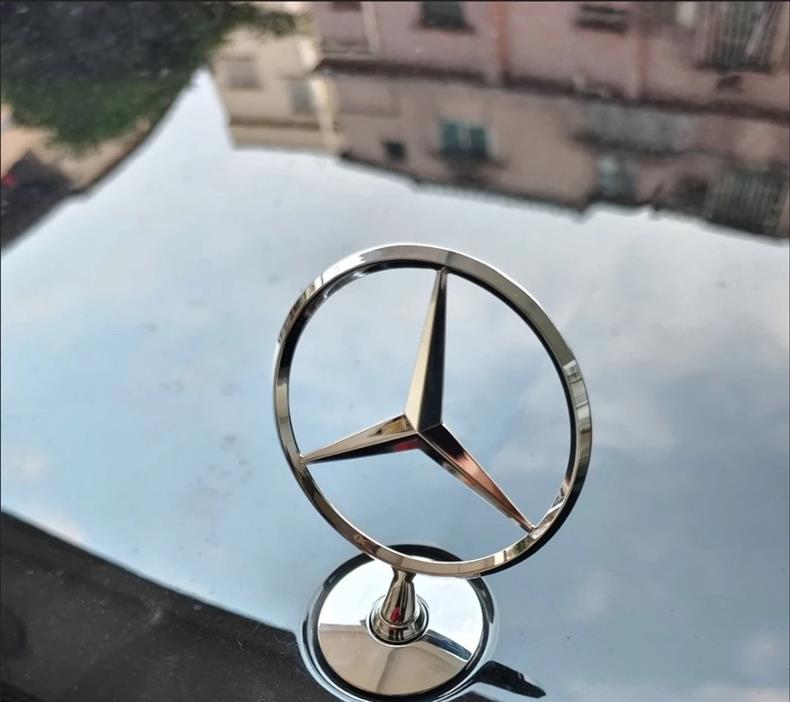 Mercedes-Benz E300L engine hood emblem, C200 modification, E260 original, C180 black E engine hood, S emblem