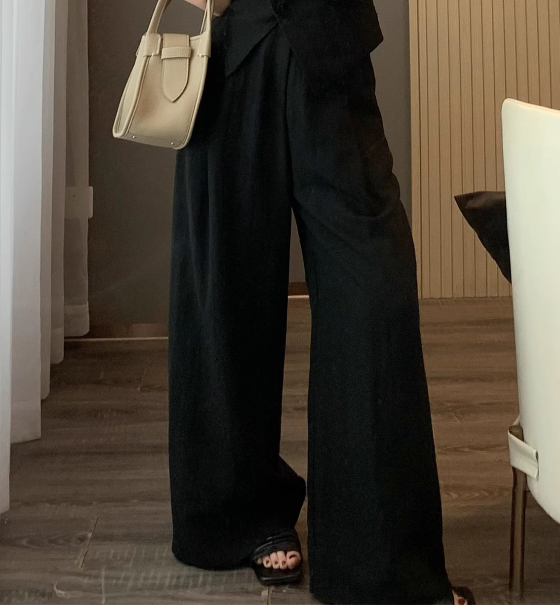 검은 바지