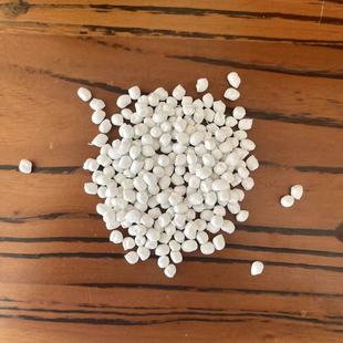 Factory sales in stock plastic PP particles injection White PP particles plastic return