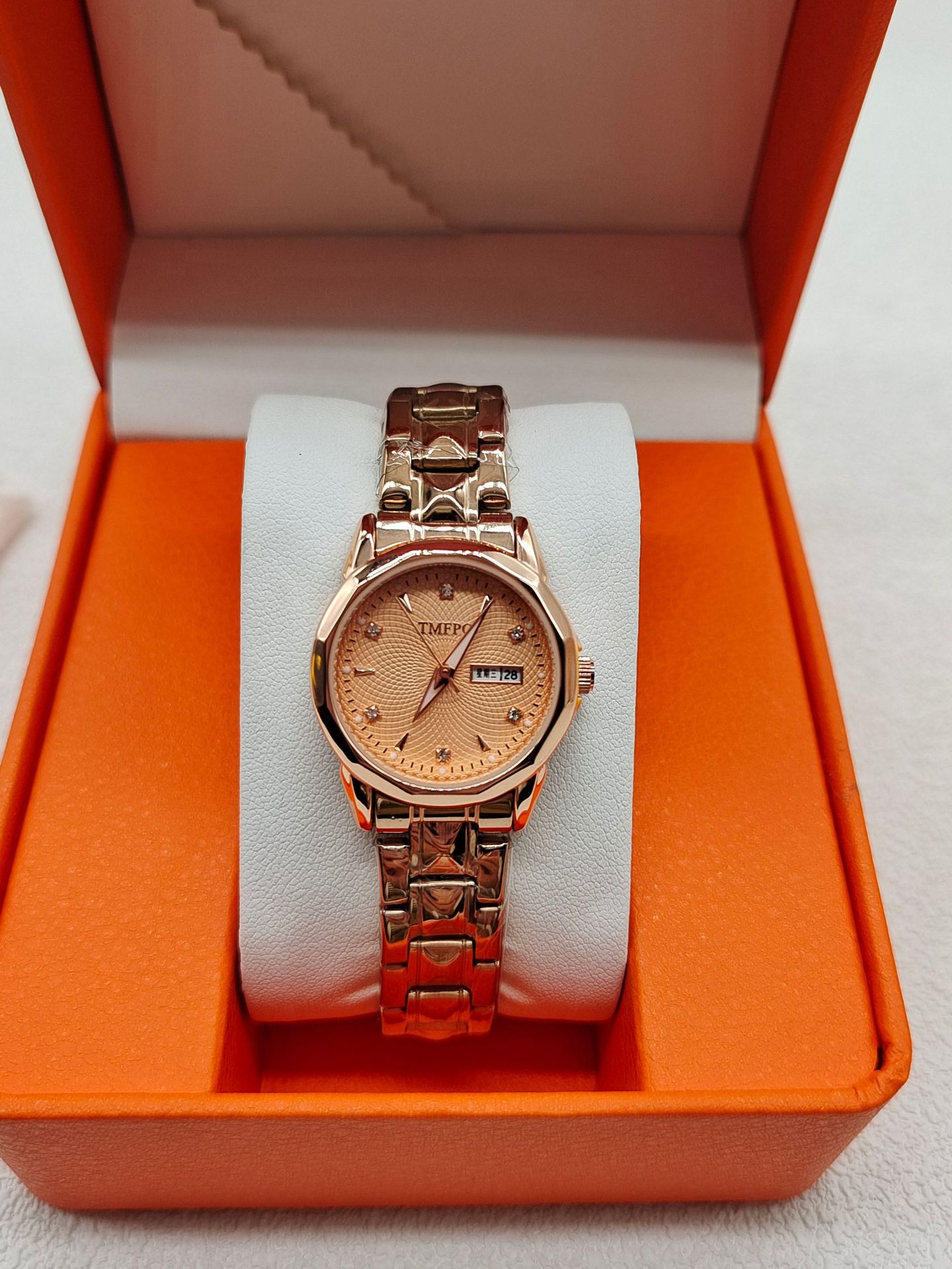 1629 Rose Gold