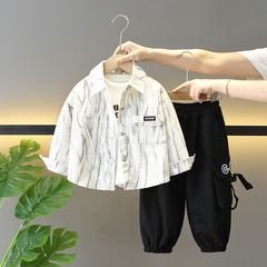 男の子スーツ秋 2025 新作ベビーハンサムジャケット子供春秋服おしゃれ子供服男の子 2 点セット