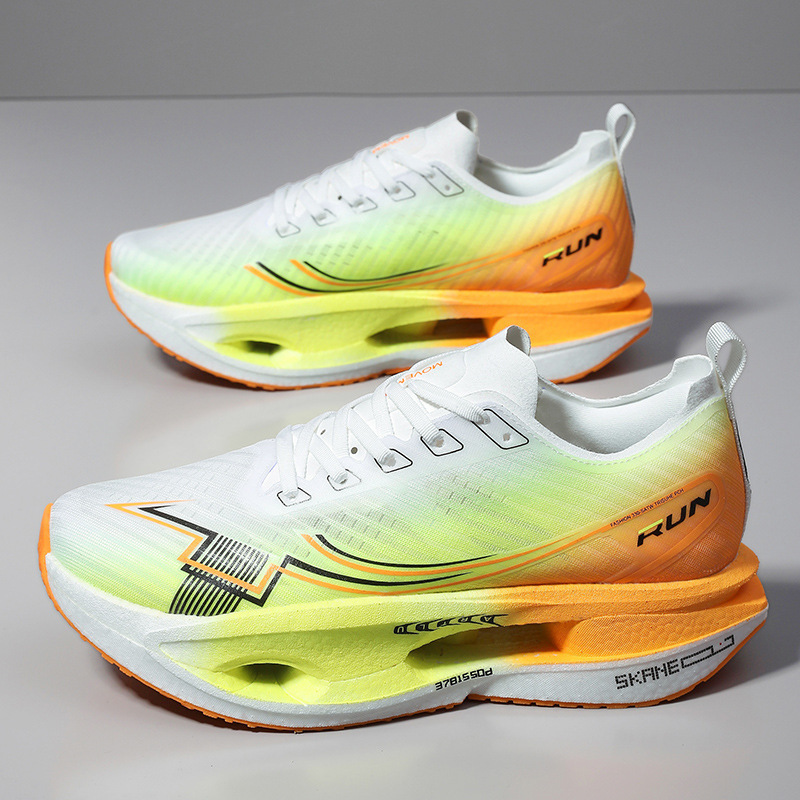 Summer Running Shoes for Men, Ultra-Light Shock-Absorbing Mesh Breathable Sports Shoes for Boys, Students and Teenagers, Carbon Plate Running Shoes